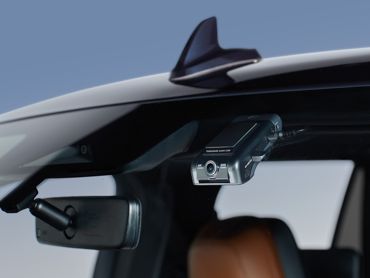 Genuine Ford Dashcam Bundle - Front Facing Dashcam And Interior